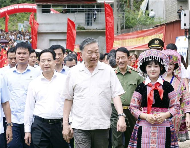 Tổng Bí thư, Chủ tịch nước Tô Lâm: Tạo môi trường an ninh, an toàn vì cuộc sống bình yên, hạnh phúc của nhân dân